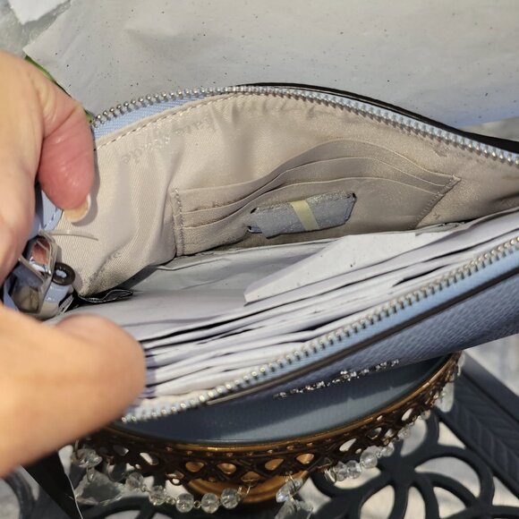 Kate Spade Leila Mini Top Zip Crossbody - "NWT" 7.7 x 5.2 x 1.6" - Picture 4 of 4